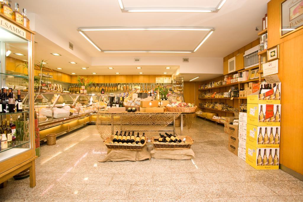 La Locanda Di Gino Sulmona Exterior foto