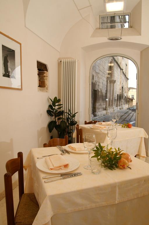 La Locanda Di Gino Sulmona Exterior foto